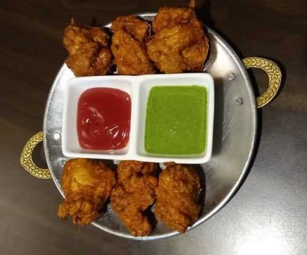 Chicken Pakora 치킨 파코라그린 샐러드